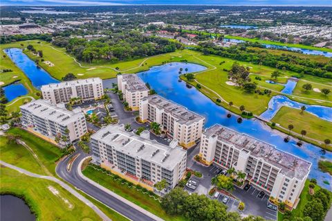 1200 COUNTRY CLUB DRIVE 4405 LARGO FL 33771