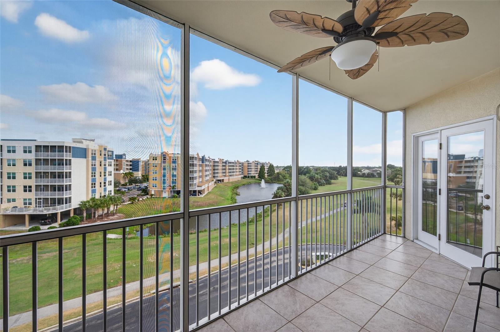 COUNTRY CLUB CONDO AT EAST BAY - Residential