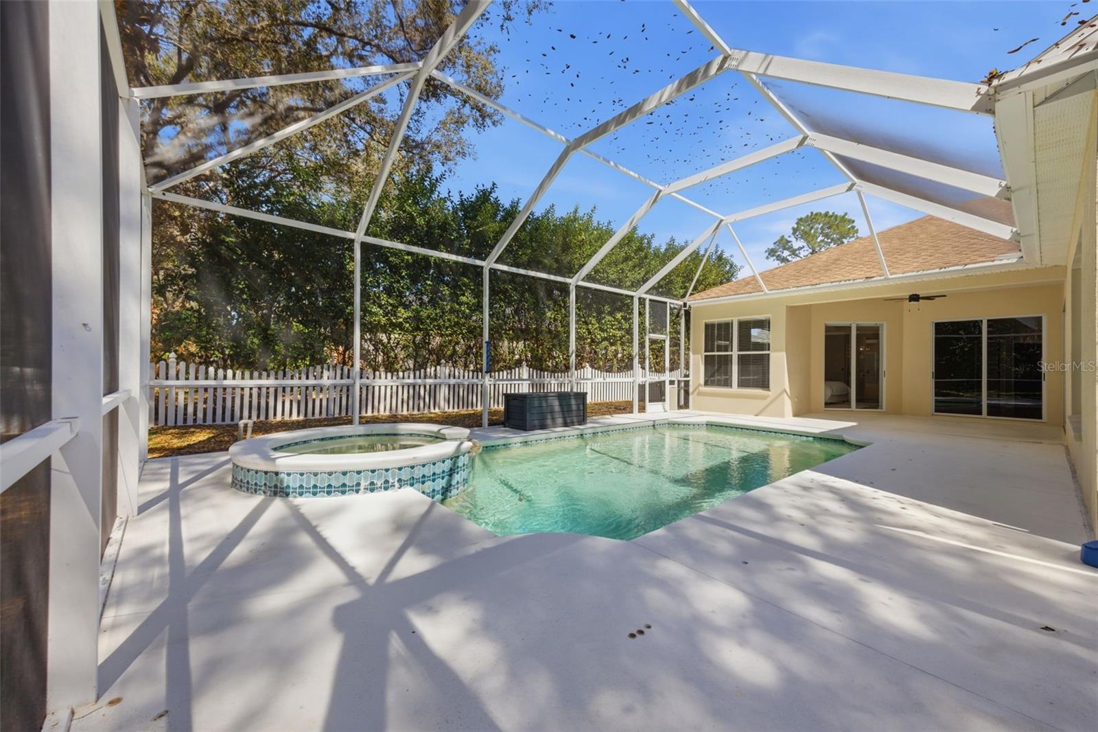 TWIN LAKES PARCELS A2 & B2 - Residential