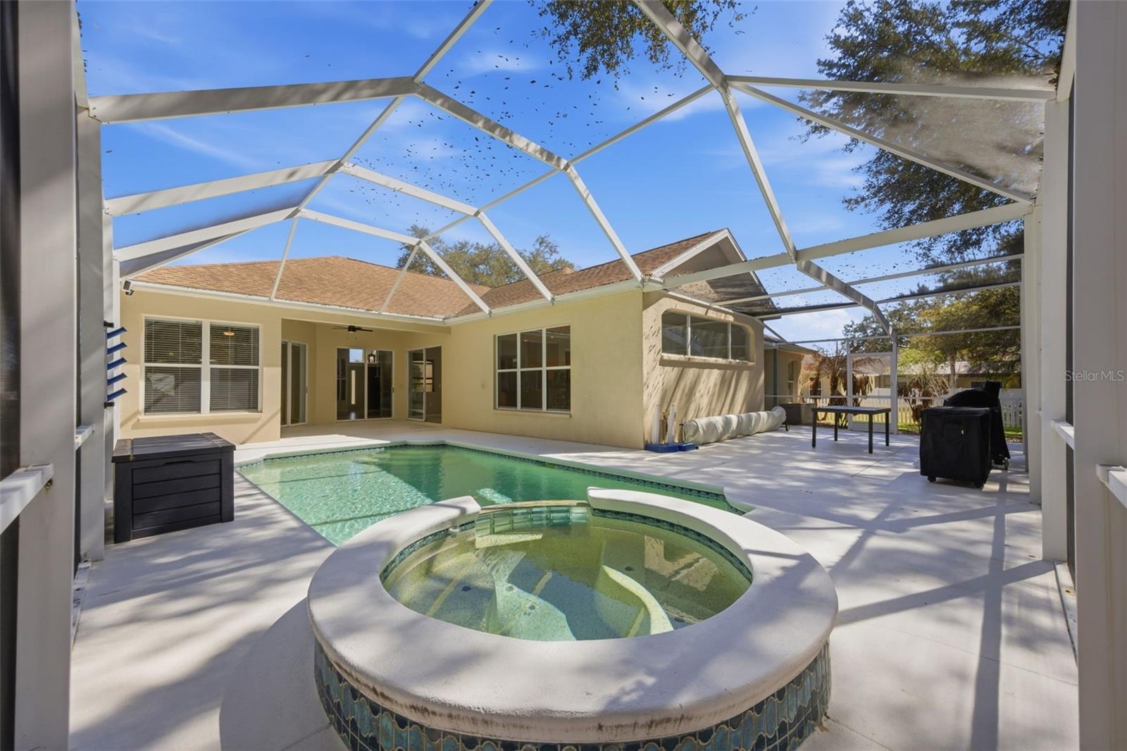 TWIN LAKES PARCELS A2 & B2 - Residential