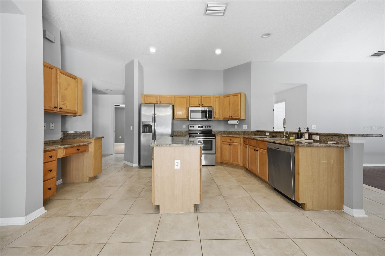 TWIN LAKES PARCELS A2 & B2 - Residential