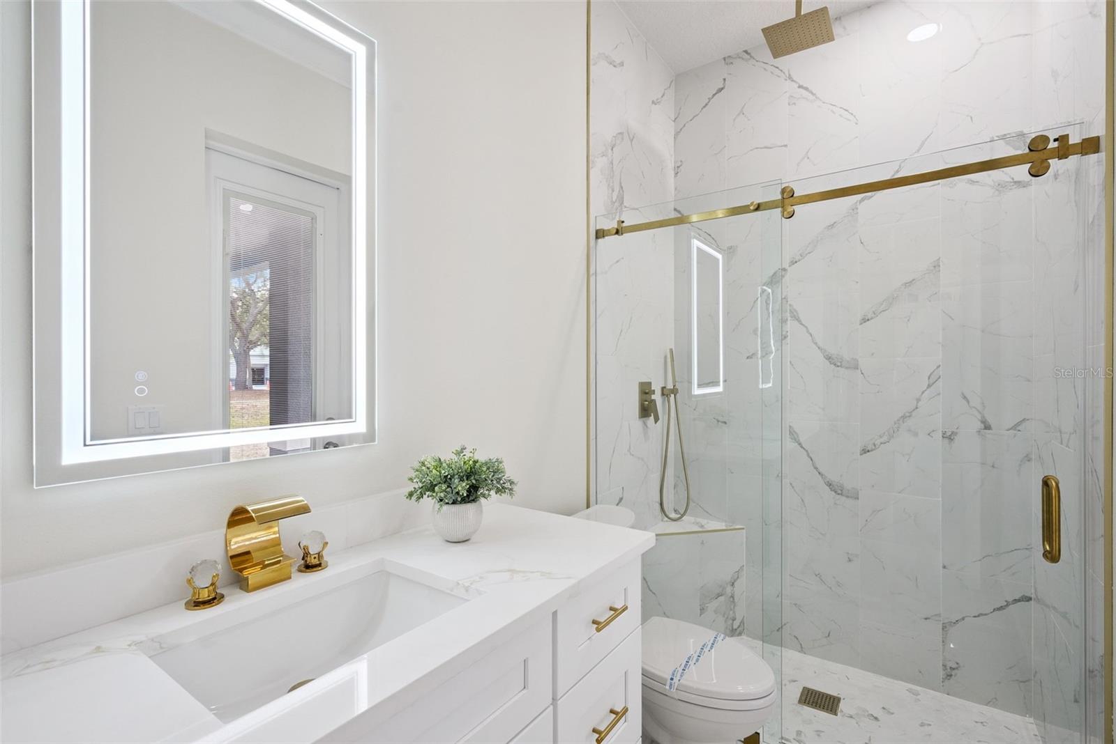 TENNISON PARK - Residential