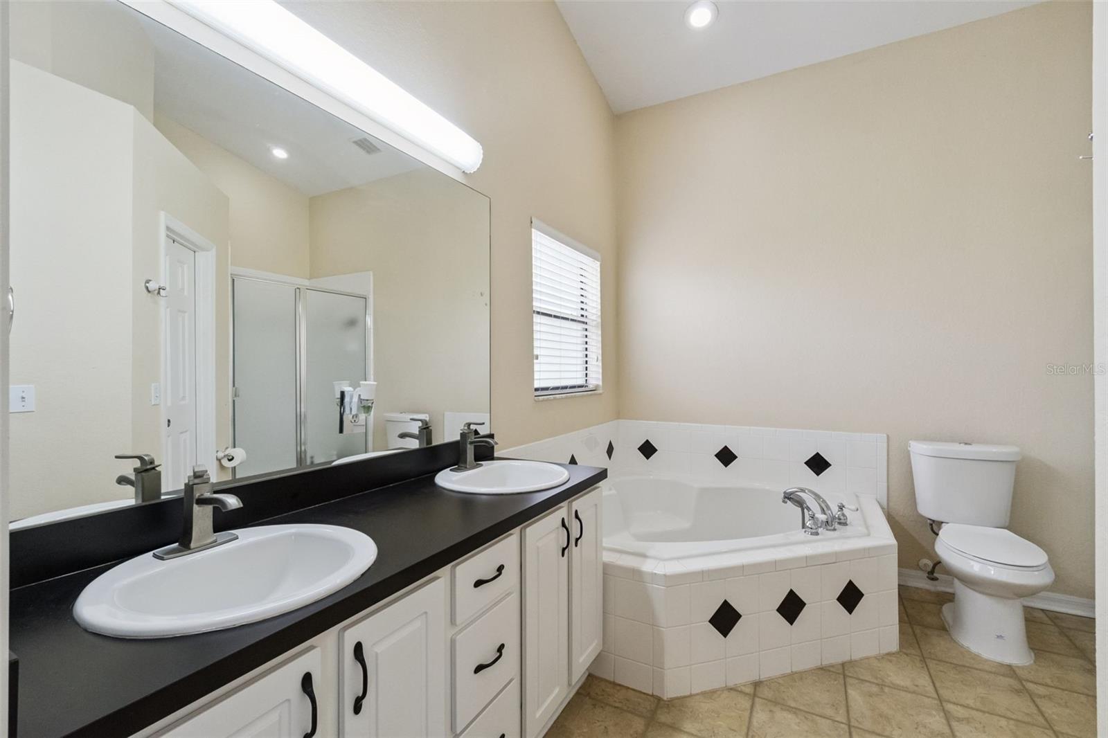 BAY LAKE RANCH UNIT 3 - Residential