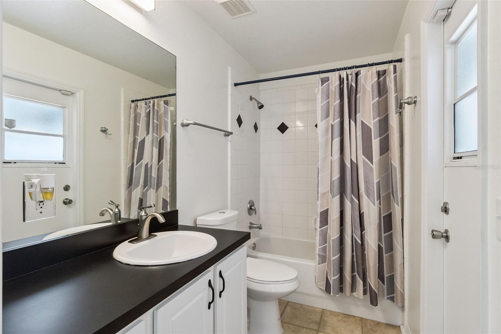 BAY LAKE RANCH UNIT 3 - Residential