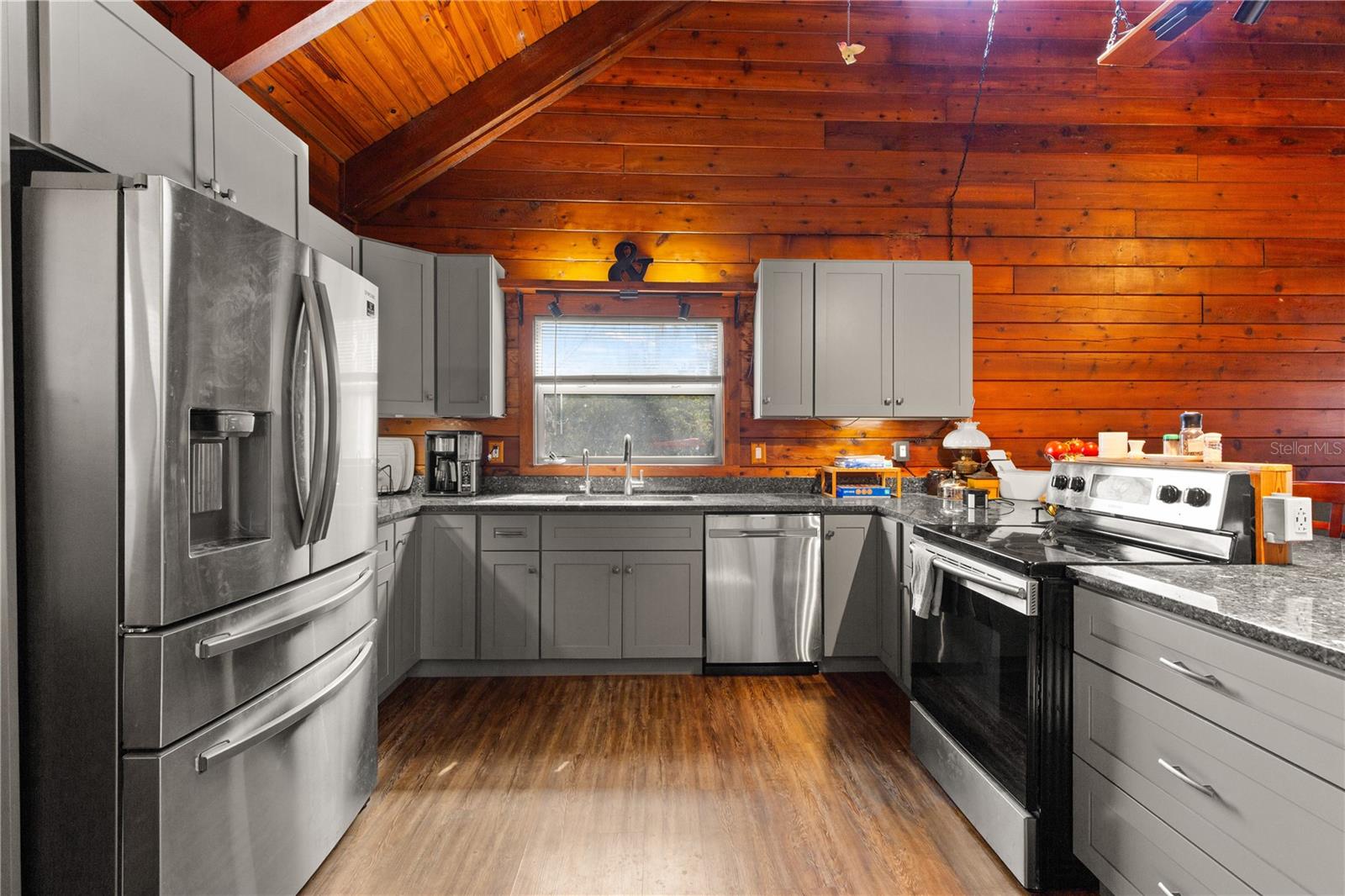 POMELLO PARK CONTINUED - Residential