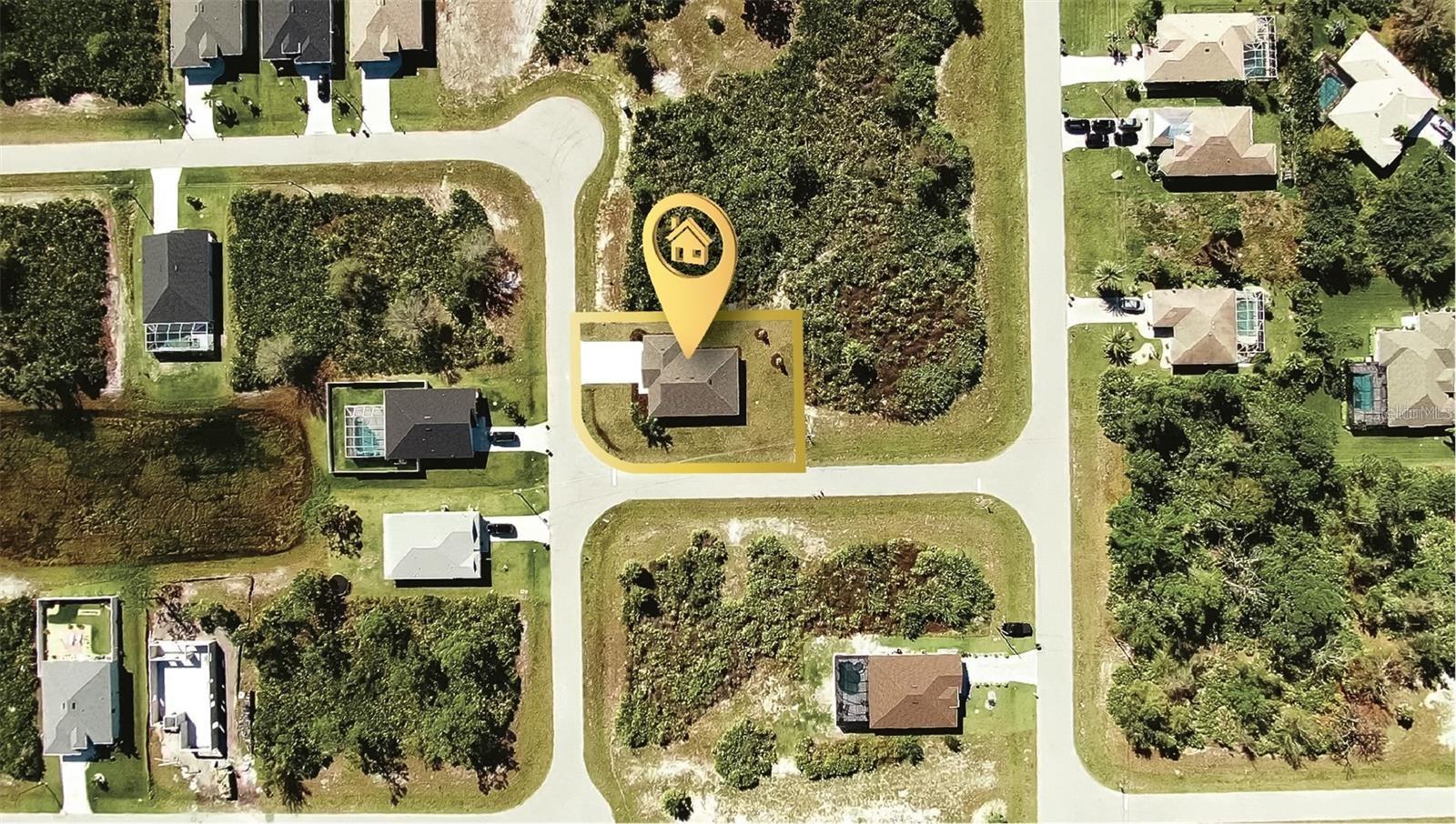 ROTONDA LAKES - Residential