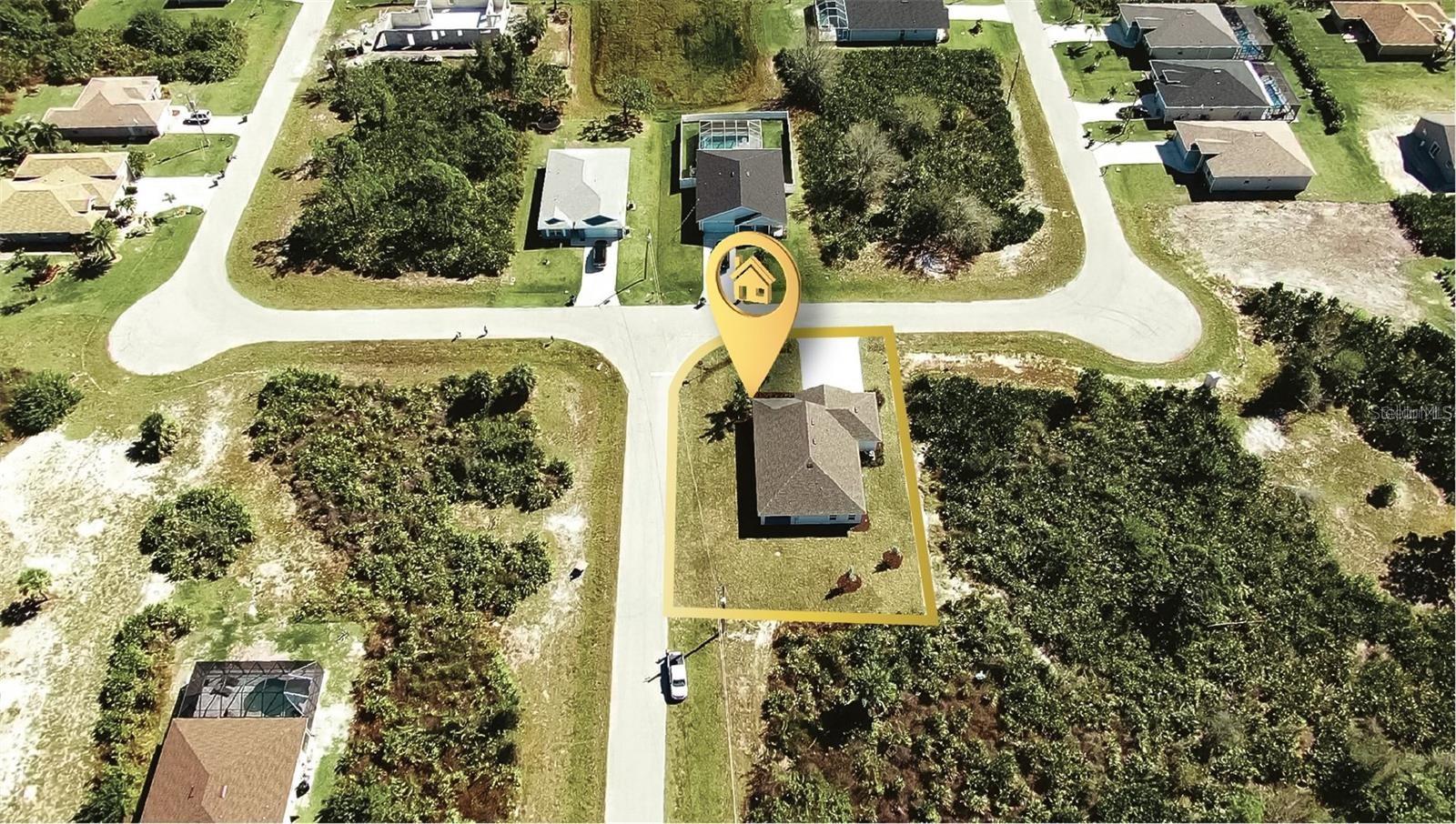 ROTONDA LAKES - Residential