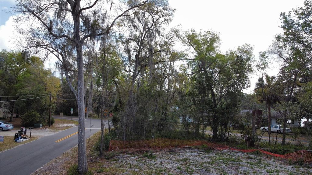 Photo of 2221 Holly Lane, Deland, FL 32724 (MLS # V4947848)