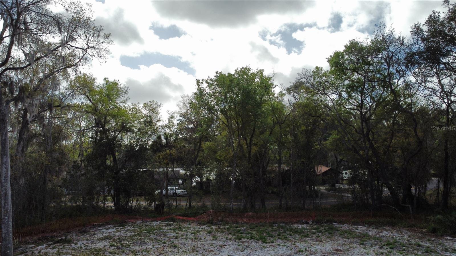 MAGNOLIA SHORES - Land