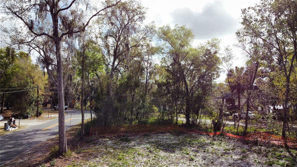 Photo of 2221 Holly Lane, Deland, FL 32724 (MLS # V4947848)