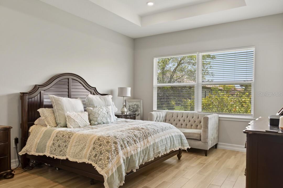 SANCTUARY COVE - Residential