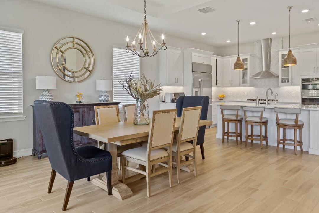 SANCTUARY COVE - Residential