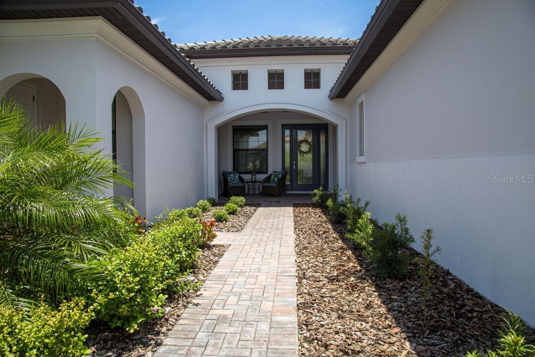 SANCTUARY COVE - Residential