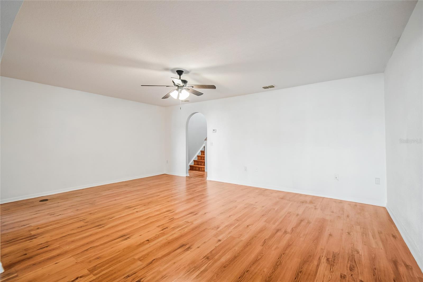 EAGLE BAY PH 1 - Residential