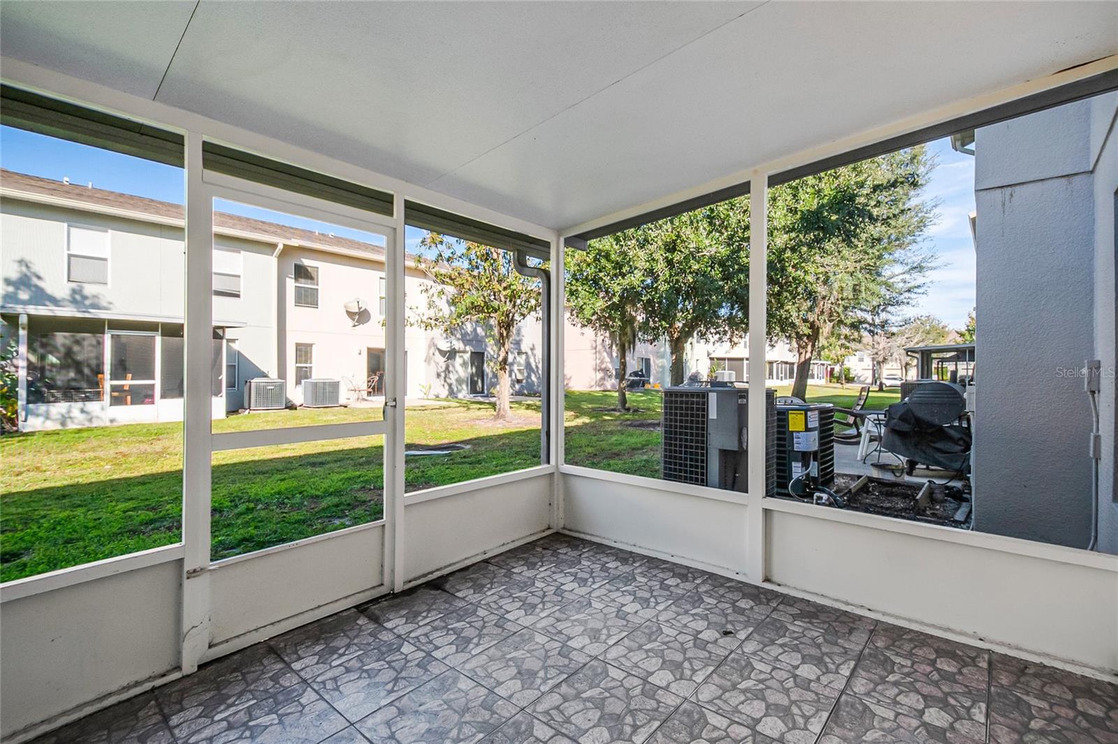 EAGLE BAY PH 1 - Residential