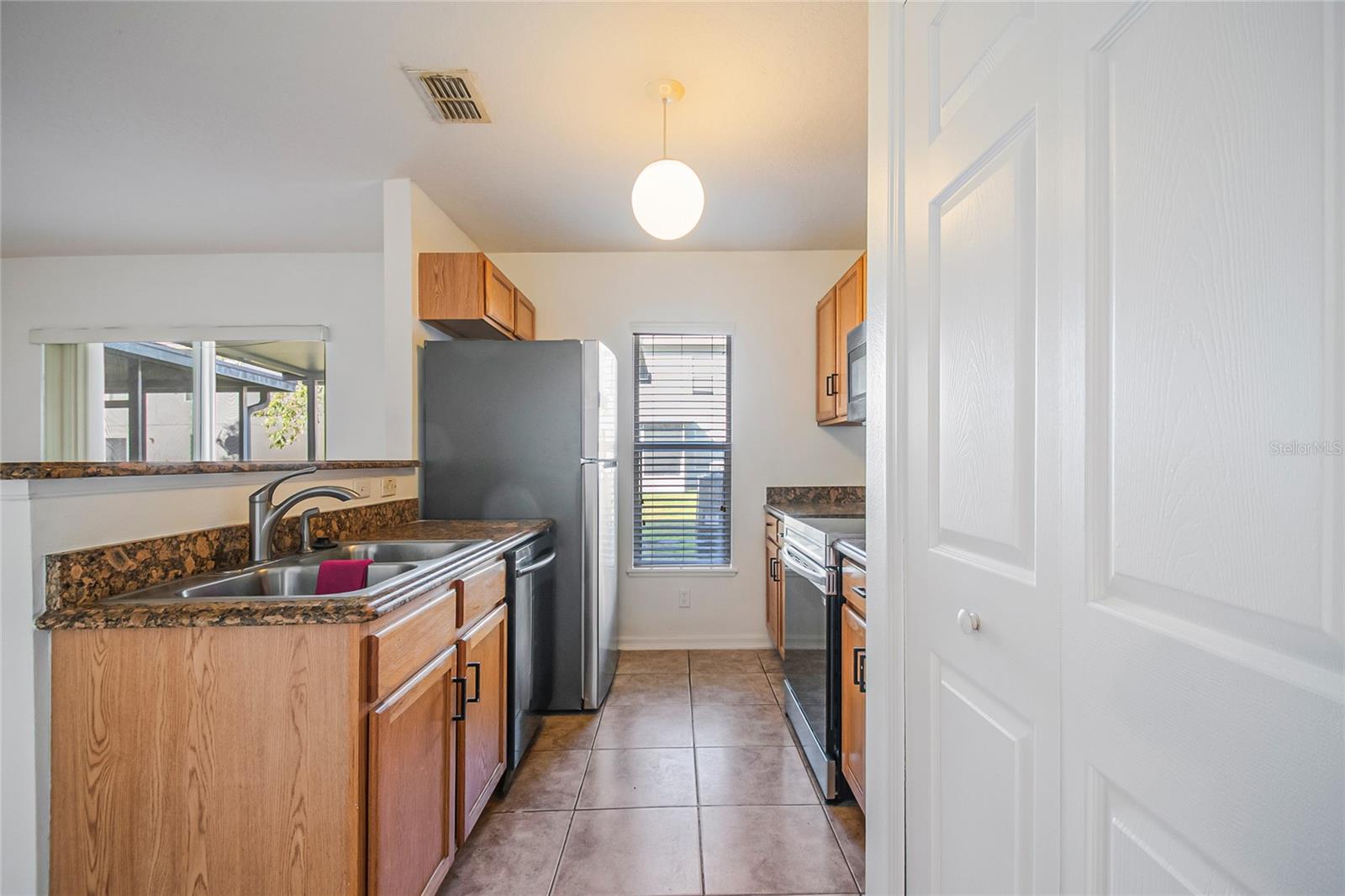 EAGLE BAY PH 1 - Residential