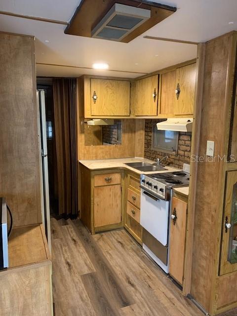 Photo 5 of 13 of 3000 CLARCONA ROAD 2603 mobile home