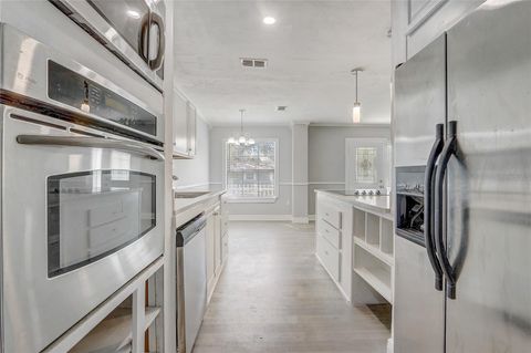 Tiny photo for 1129 NE 12th Street, Ocala, FL 34470 (MLS # O6406929)