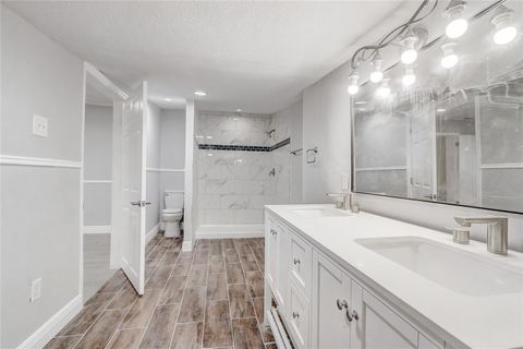 Tiny photo for 1129 NE 12th Street, Ocala, FL 34470 (MLS # O6406929)