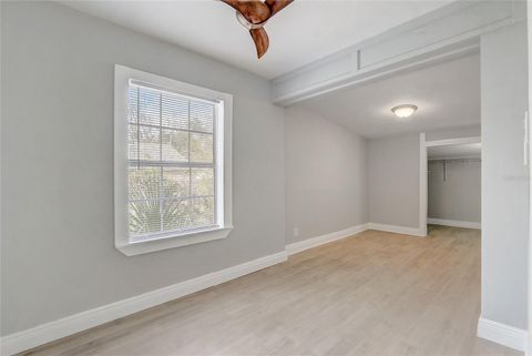 Tiny photo for 1129 NE 12th Street, Ocala, FL 34470 (MLS # O6406929)