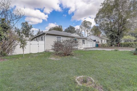 Tiny photo for 1129 NE 12th Street, Ocala, FL 34470 (MLS # O6406929)
