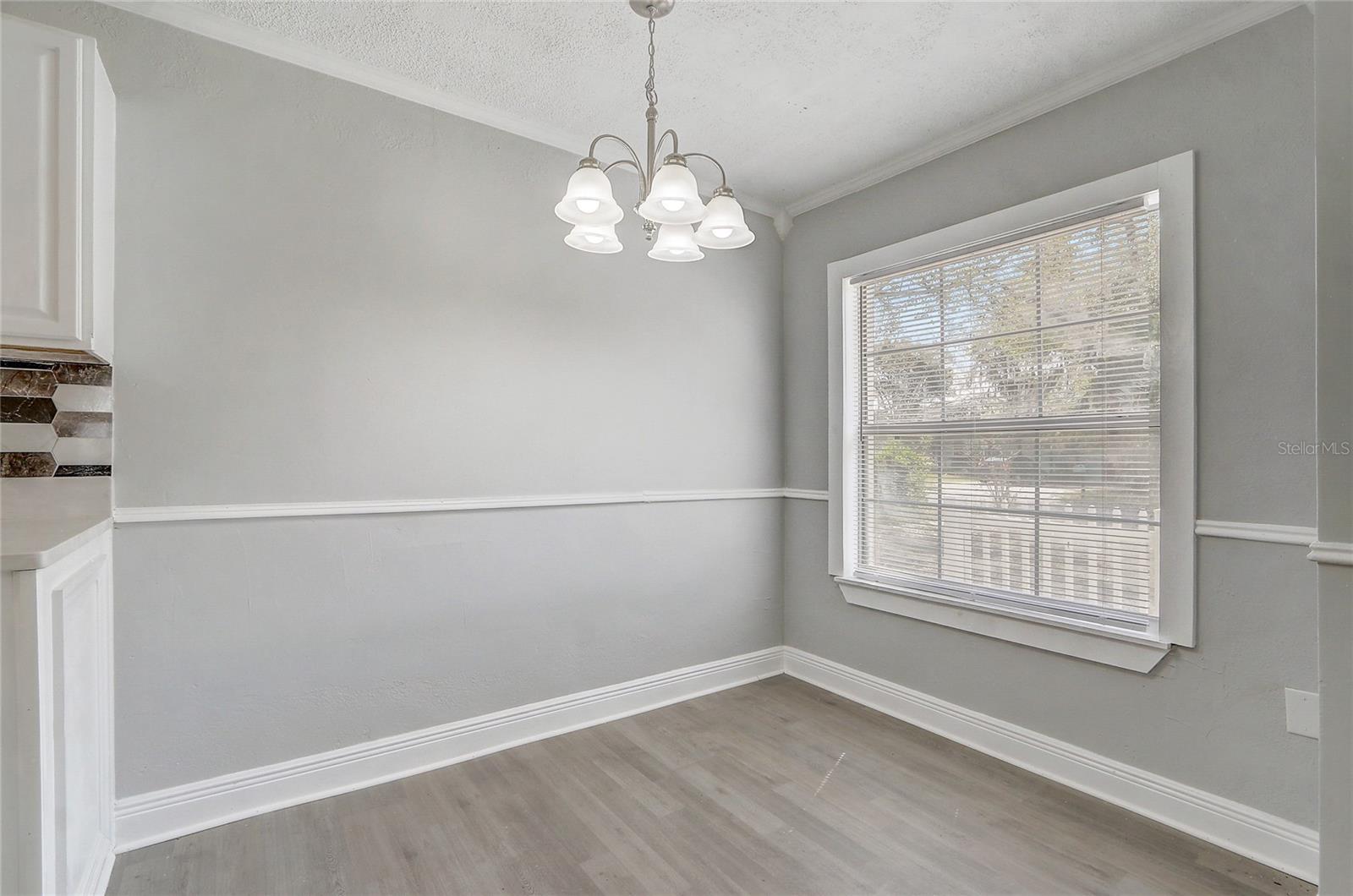 WYOMINA CREST - Residential Lease