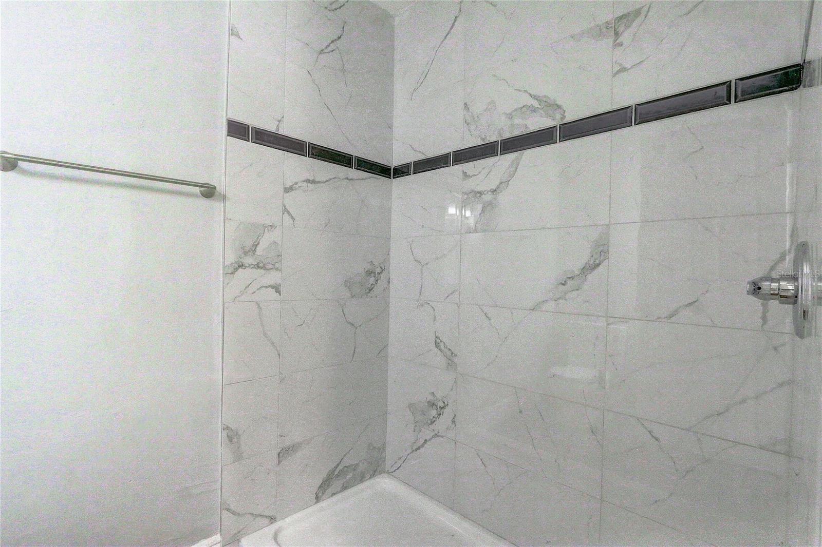WYOMINA CREST - Residential Lease