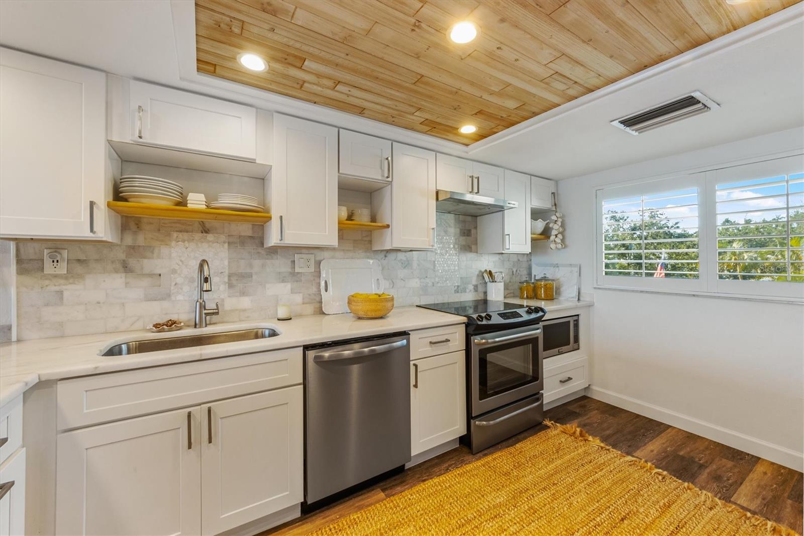 THE WATERFRONT - Residential