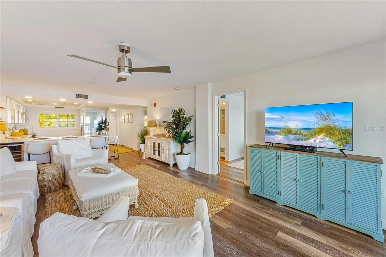 THE WATERFRONT - Residential