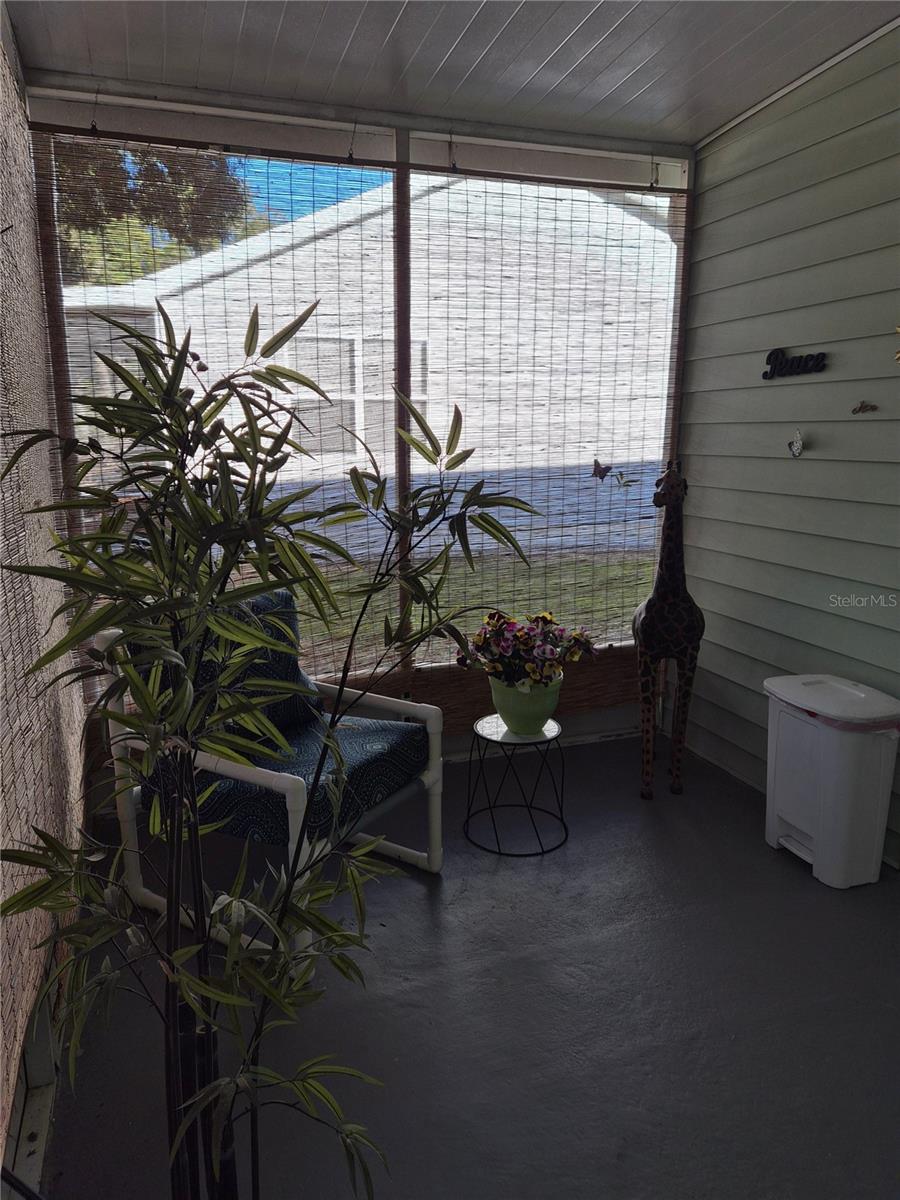 LADY LAKE ORANGE BLOSSOM GARDENS UNIT 11 - Residential