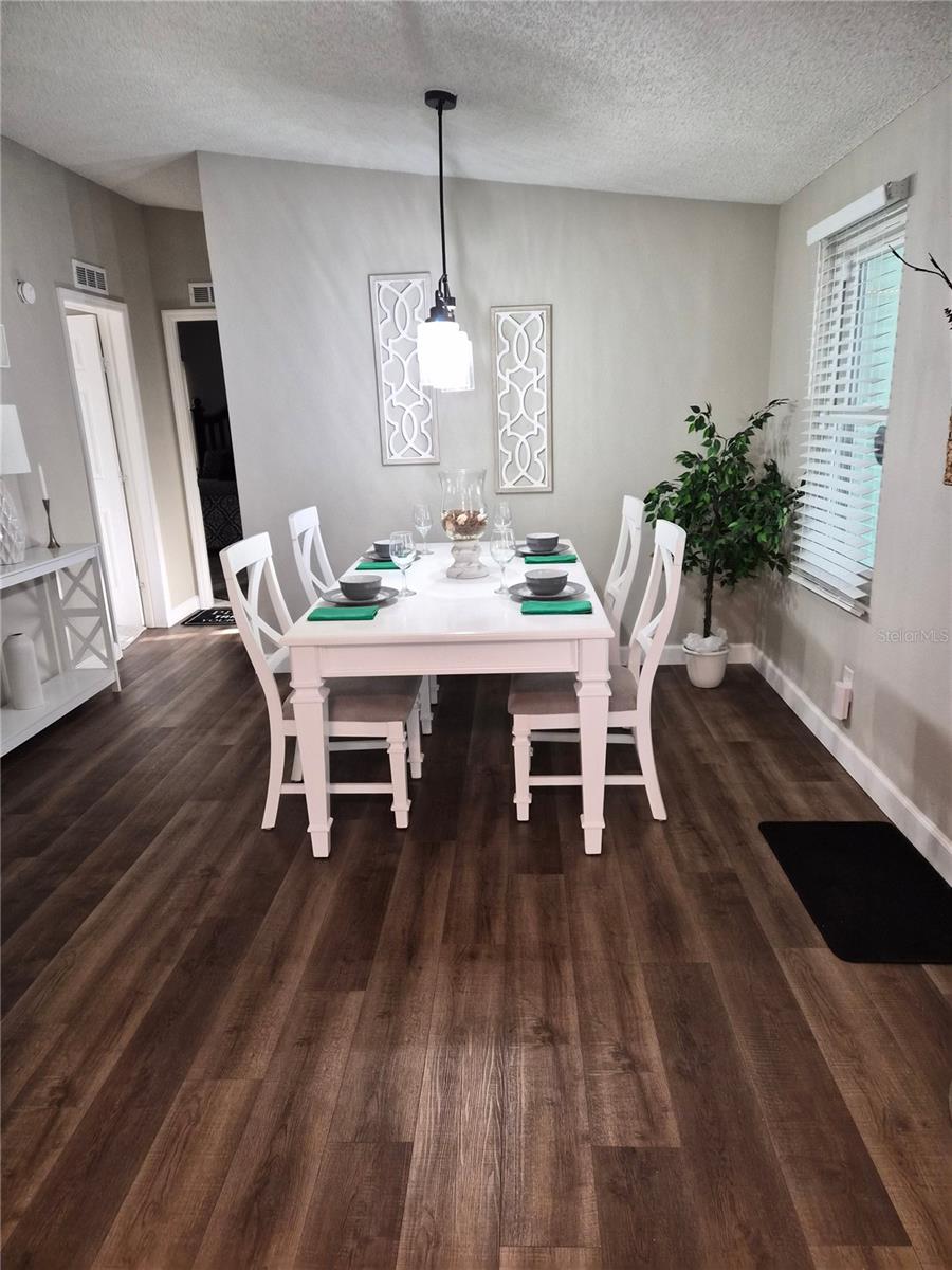 LADY LAKE ORANGE BLOSSOM GARDENS UNIT 11 - Residential