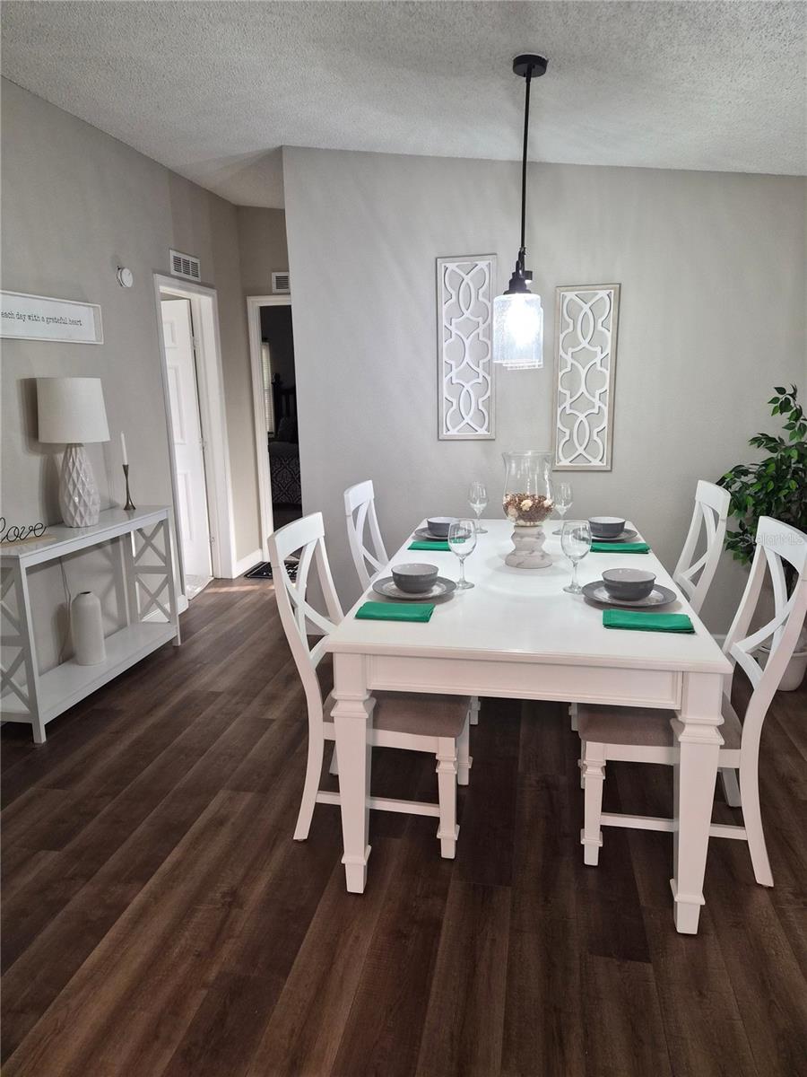 LADY LAKE ORANGE BLOSSOM GARDENS UNIT 11 - Residential