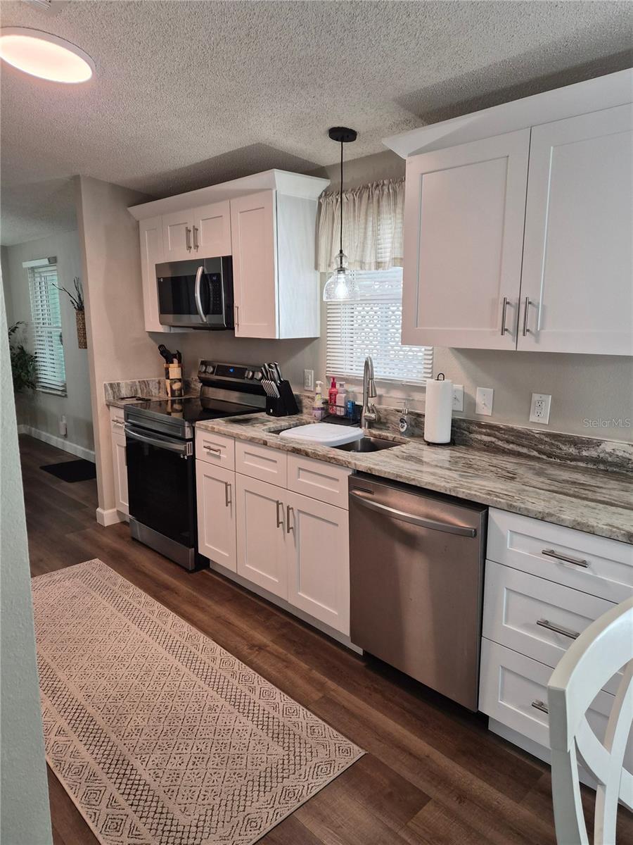 LADY LAKE ORANGE BLOSSOM GARDENS UNIT 11 - Residential