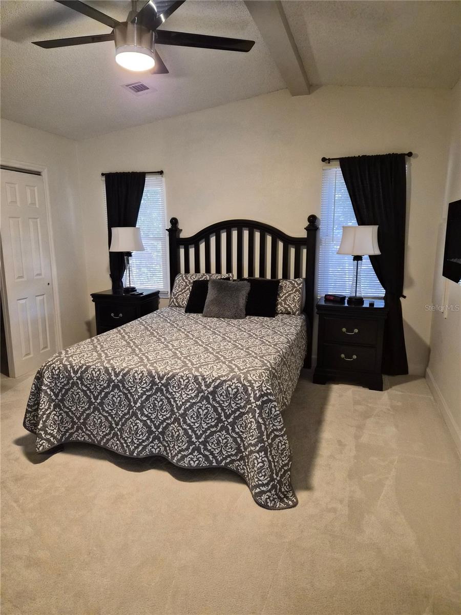 LADY LAKE ORANGE BLOSSOM GARDENS UNIT 11 - Residential