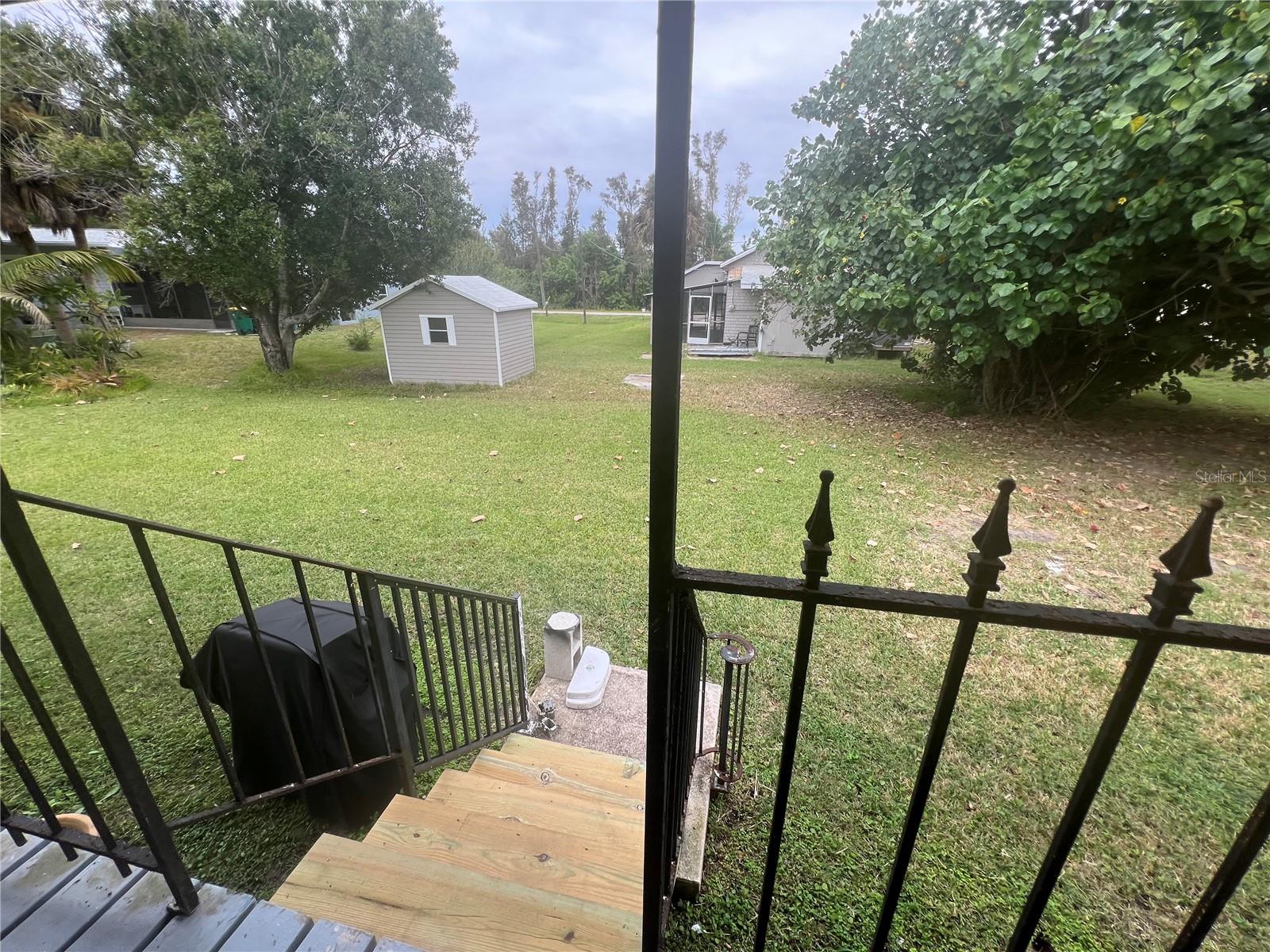 MYRTLE GARDENS - Residential Lease