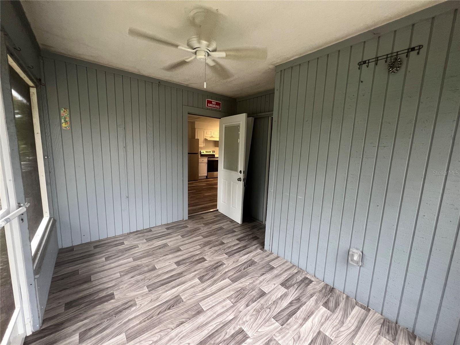 MYRTLE GARDENS - Residential Lease