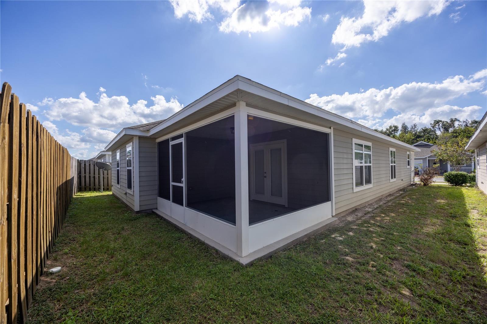 OAK VIEW VILLAGE - Residential