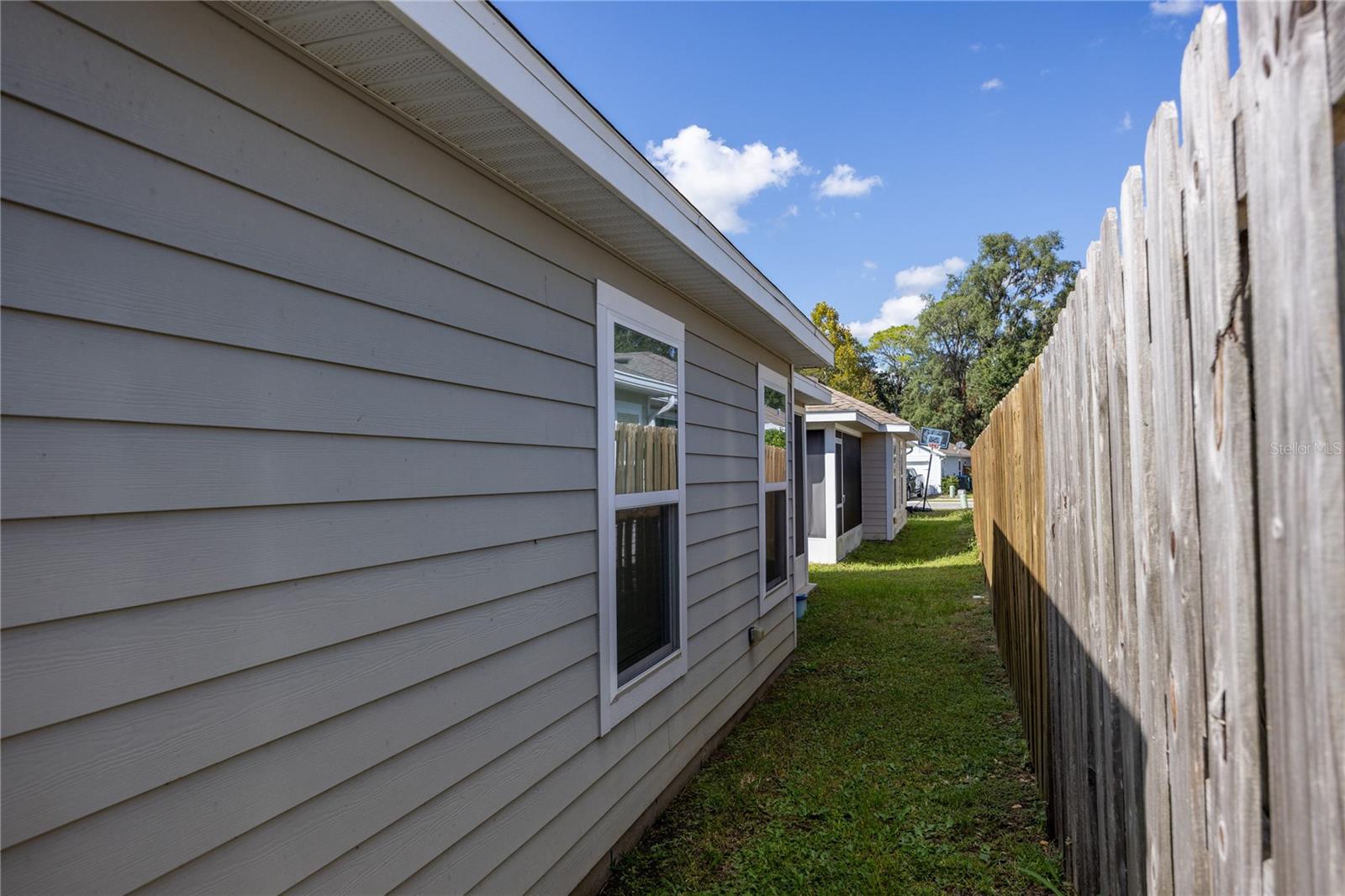 OAK VIEW VILLAGE - Residential