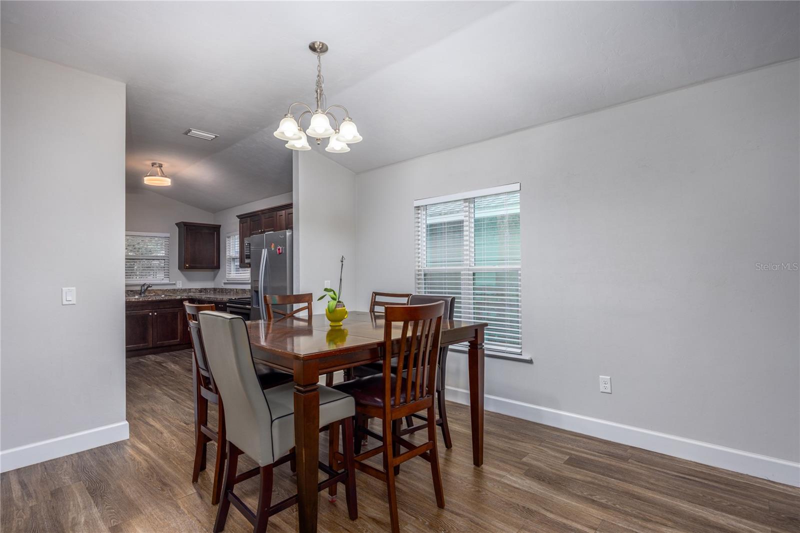 OAK VIEW VILLAGE - Residential