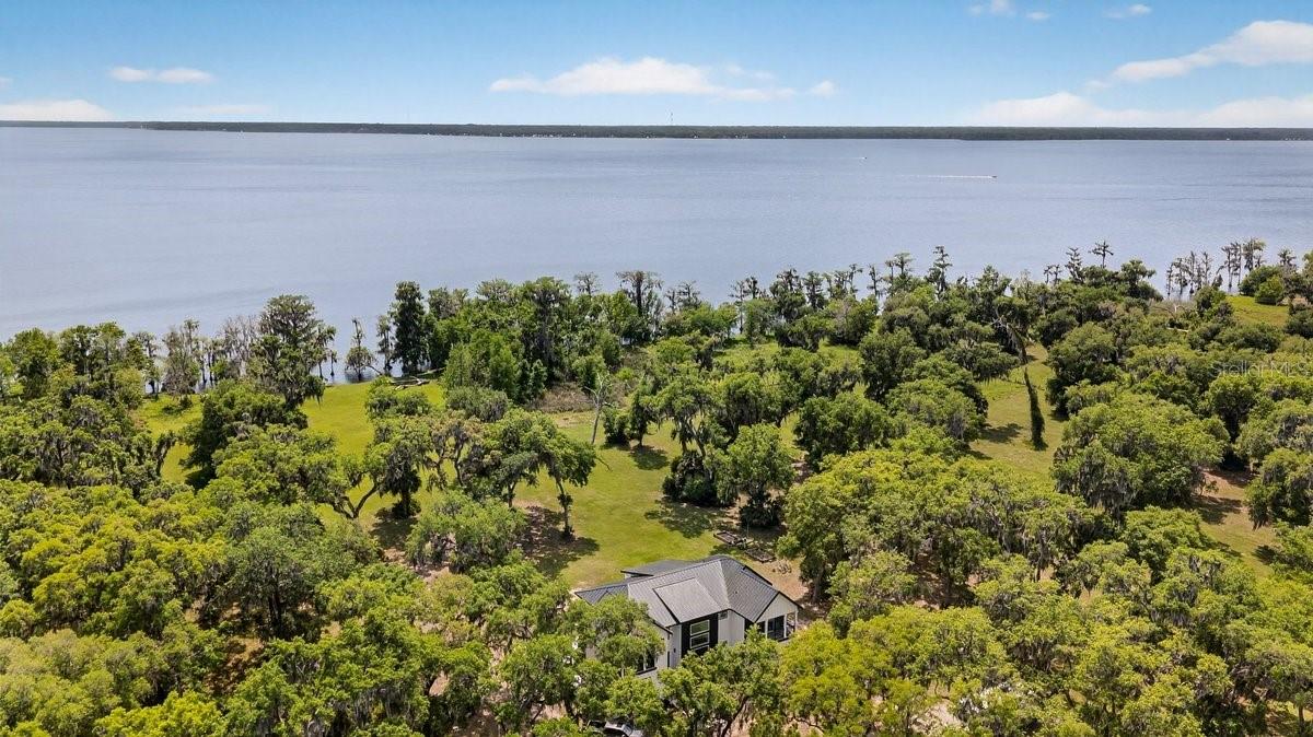 ANDALUSIA BAY - Land