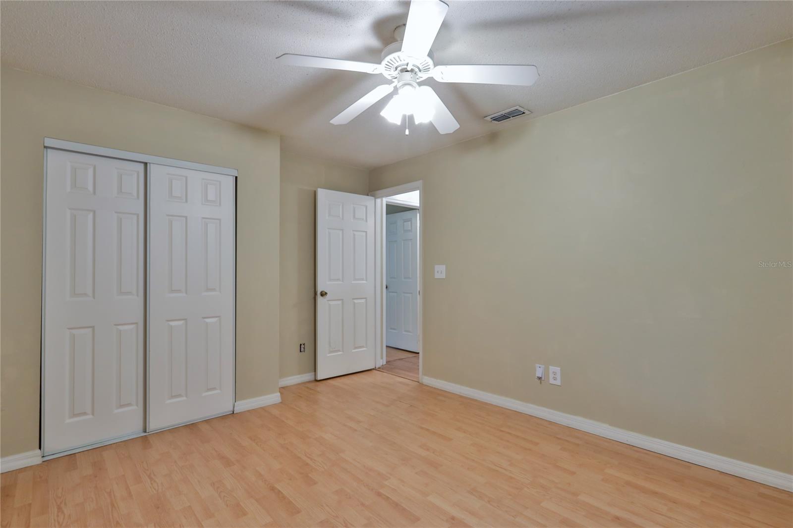 Florida Shores 01 - Residential