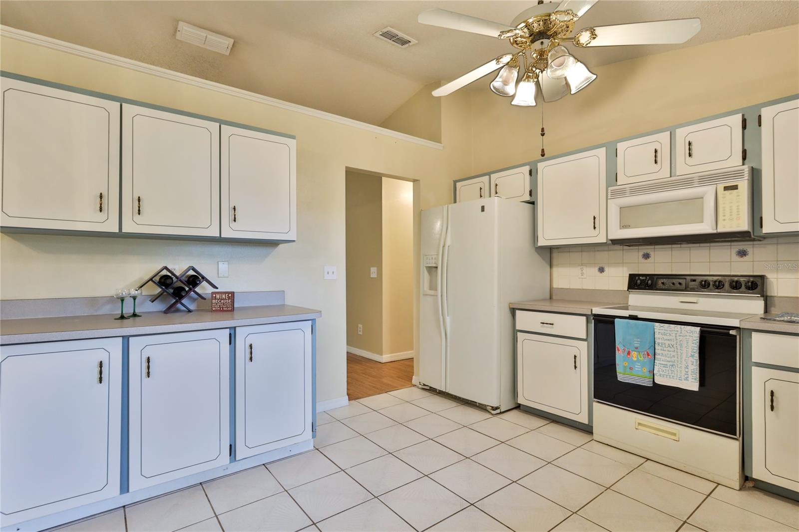 Florida Shores 01 - Residential