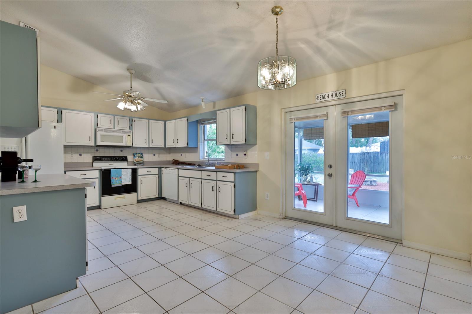 Florida Shores 01 - Residential