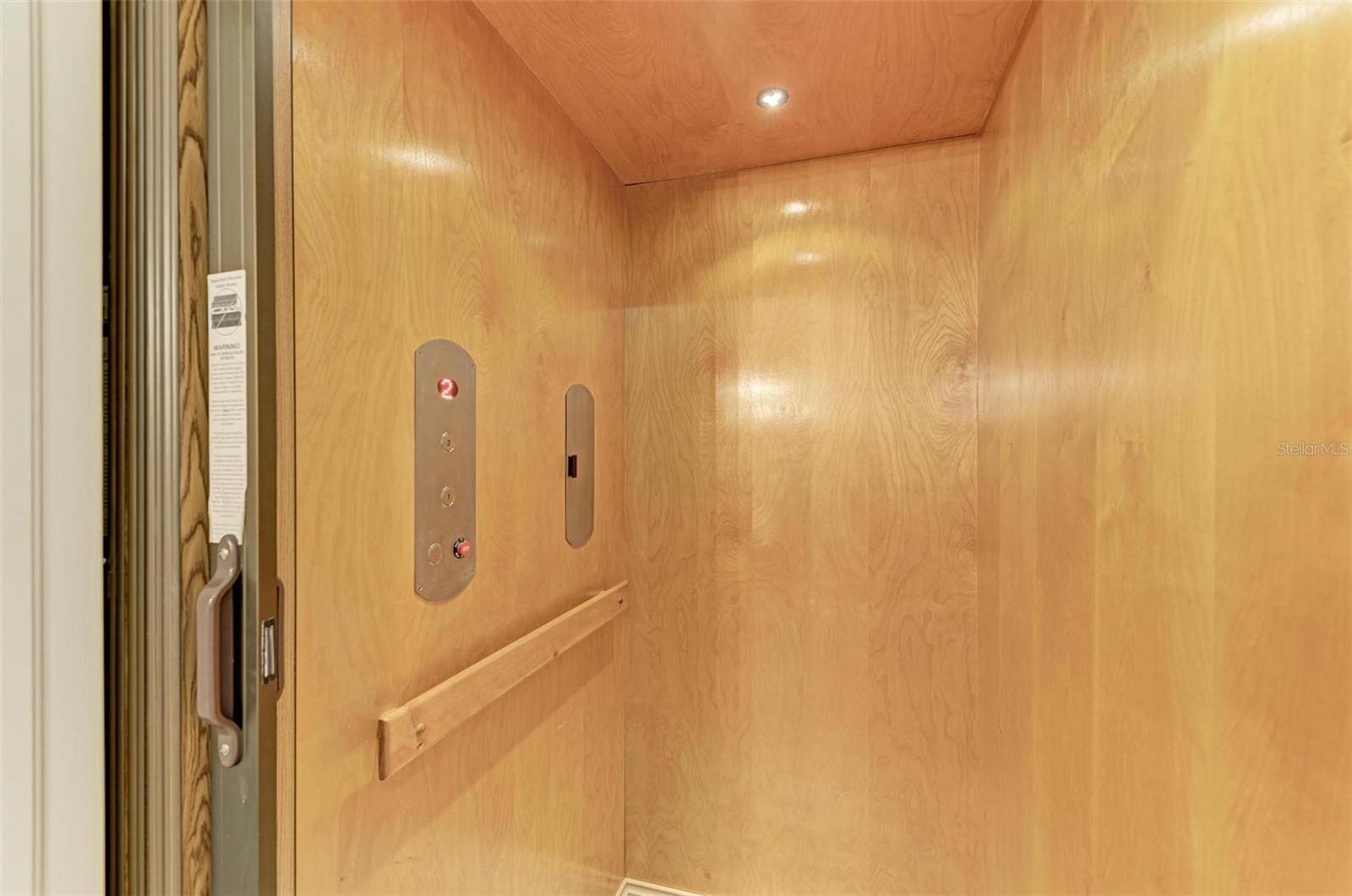 EDGEWATER WALK ON HARBOUR ISLE 1-4 - Residential Lease