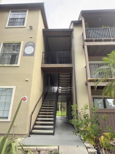 OASIS AT PEARL LAKE A CONDO - Residential Lease