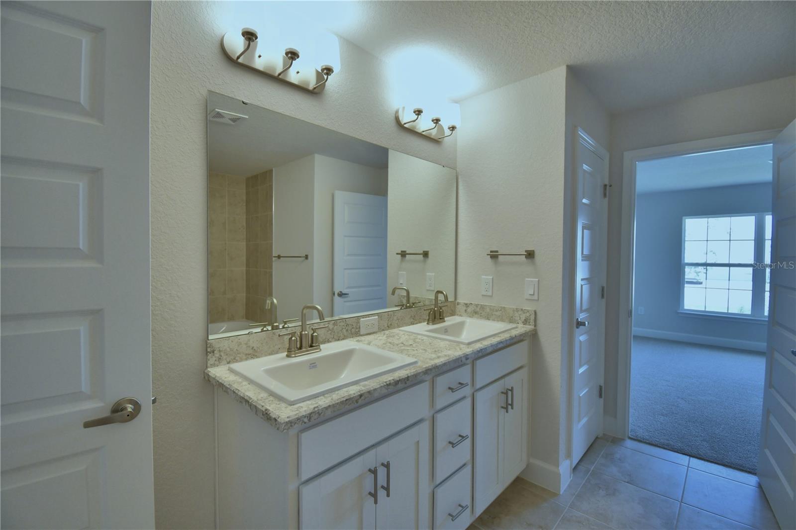 CADENCE CROSSING - Residential