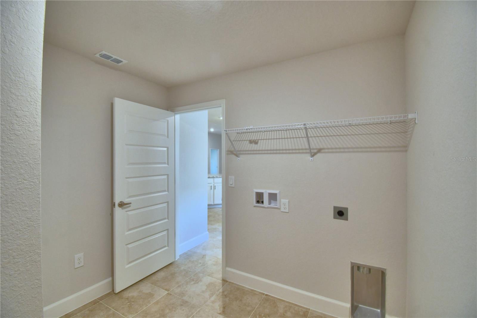 CADENCE CROSSING - Residential