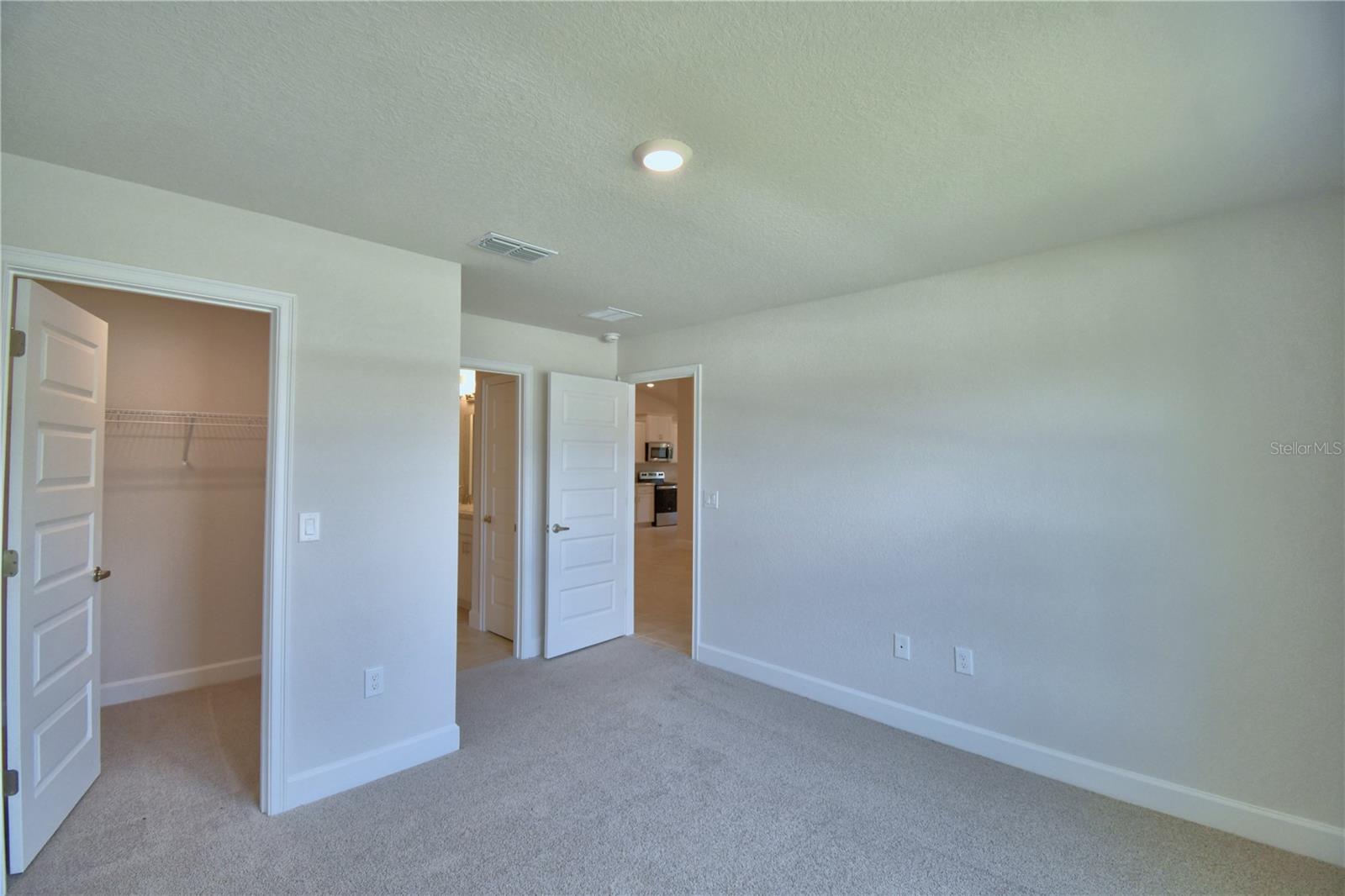 CADENCE CROSSING - Residential