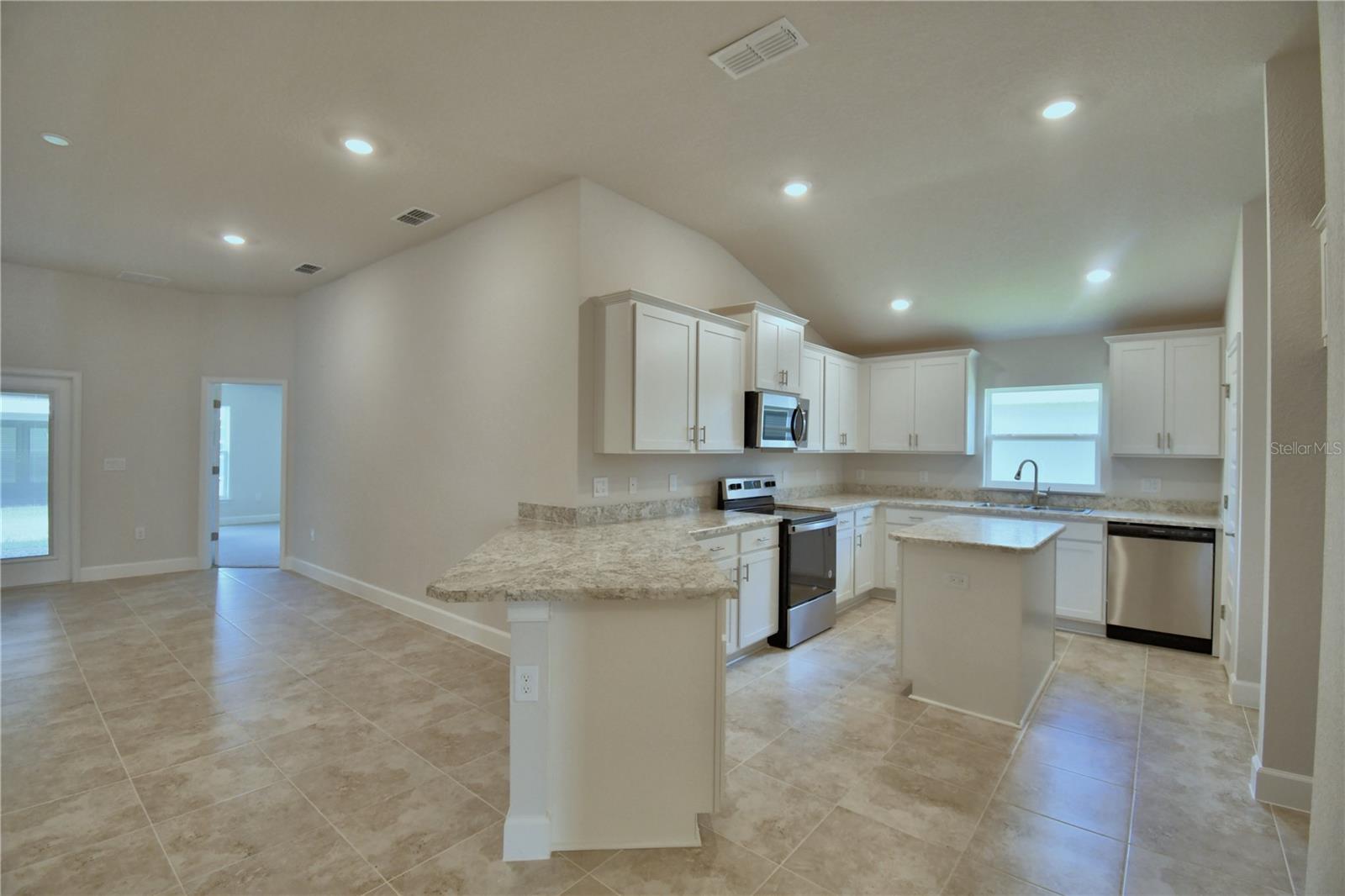 CADENCE CROSSING - Residential