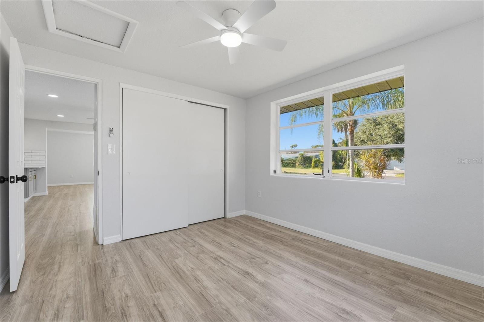 SOUTH VENICE - Residential